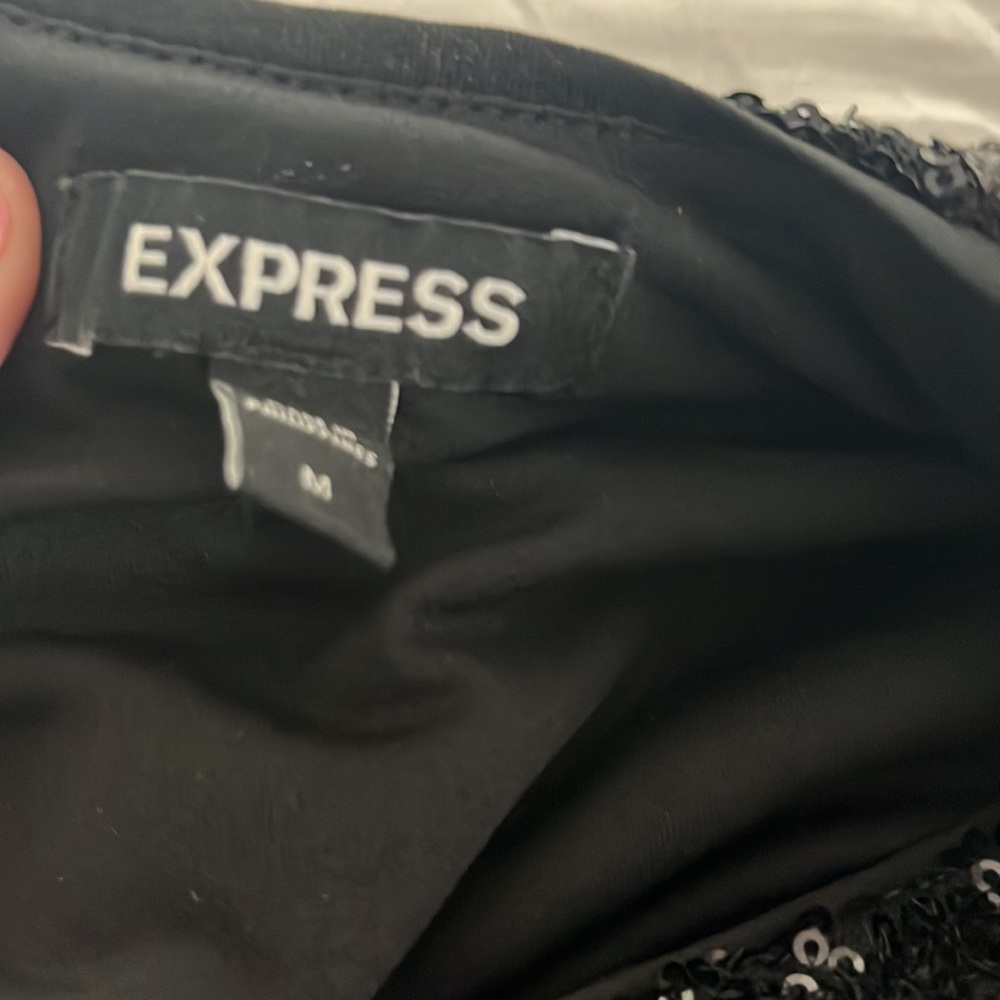 Express - Picture 2 of 5